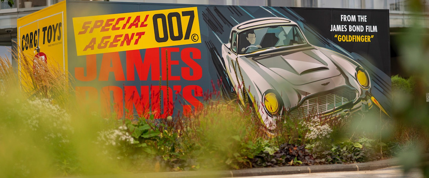 The eye catching full-size replica of the original 1965 Corgi DB5 model 