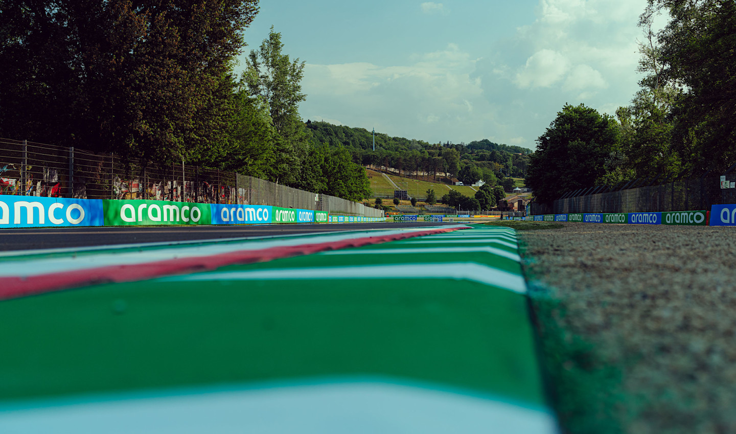 Imola race page fixed image