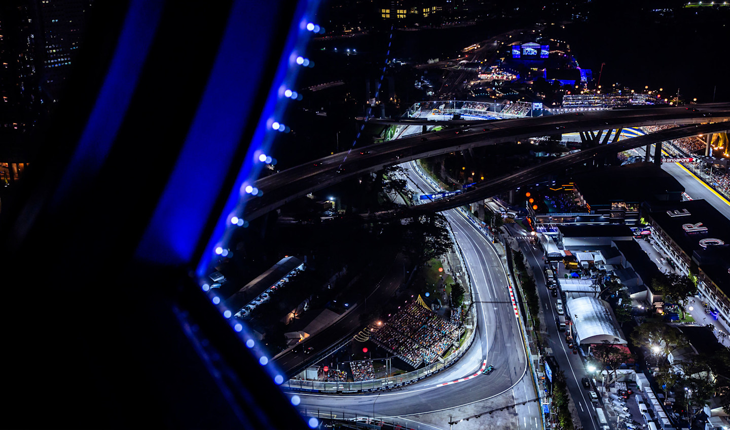 Singapore 2025 race page header